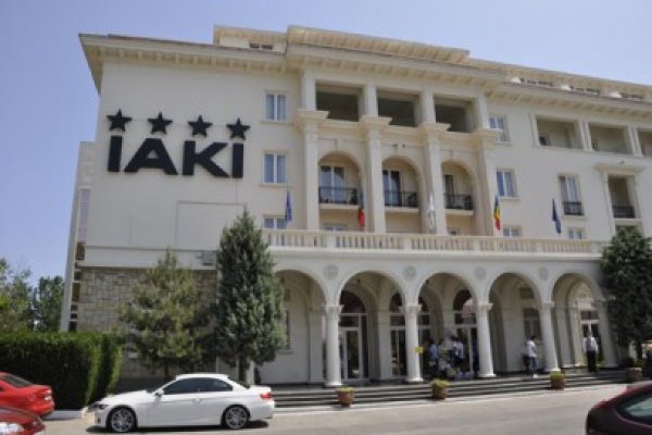Hagi a încasat 1 milion de euro în iunie şi iulie la Mamaia